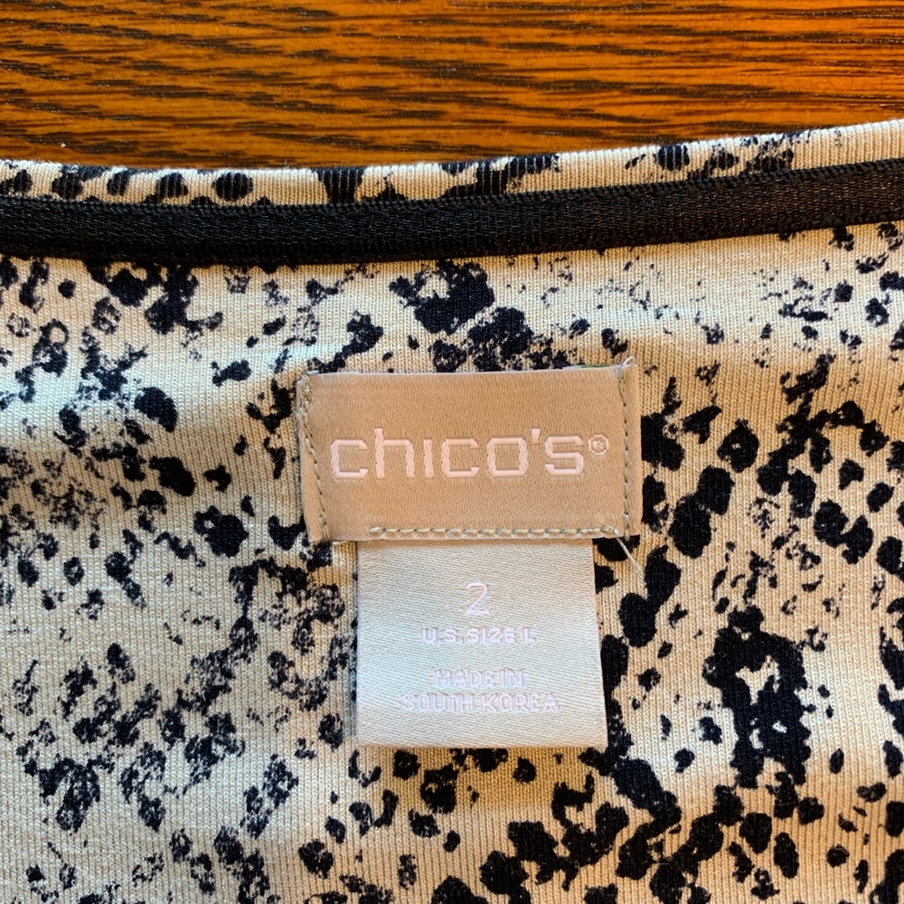 Chico's Black and White Snakeskin Long Sleeve Top - Picture 5 of 8